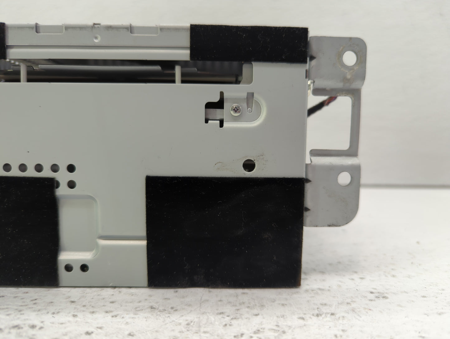 2009-2011 Ford Focus Radio AM FM Cd Player Receiver Replacement P/N:9S4T-19C157-AE Fits Fits 2009 2010 2011 OEM Used Auto Pa