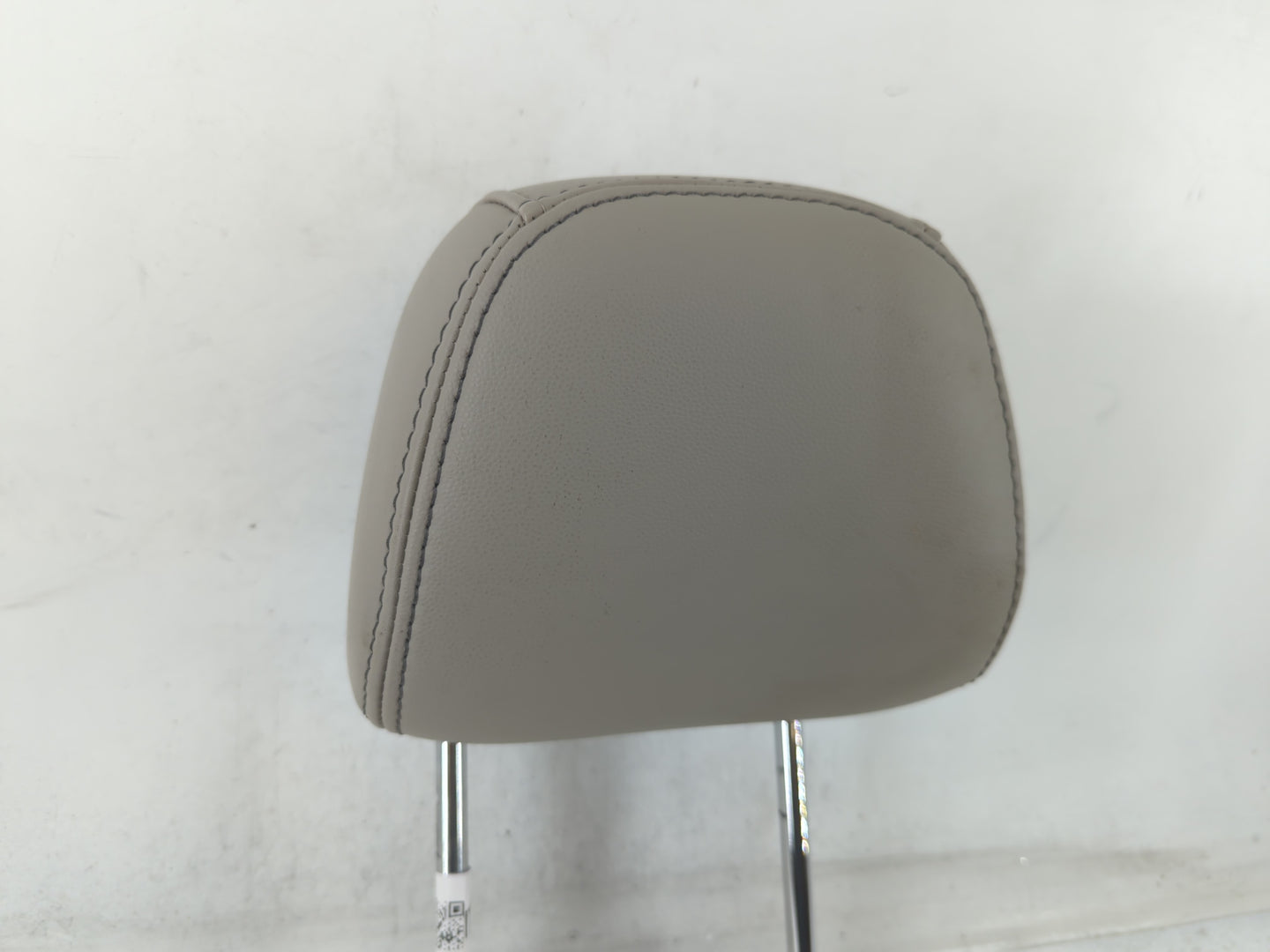 2009 Ford Focus Headrest Head Rest Front Driver Passenger Seat Fits OEM Used Auto Parts - Oemusedautoparts1.com