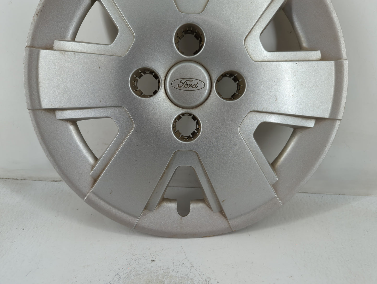 2009 Ford Focus All OEM Wheel Hub Cap - Oemusedautoparts1.com