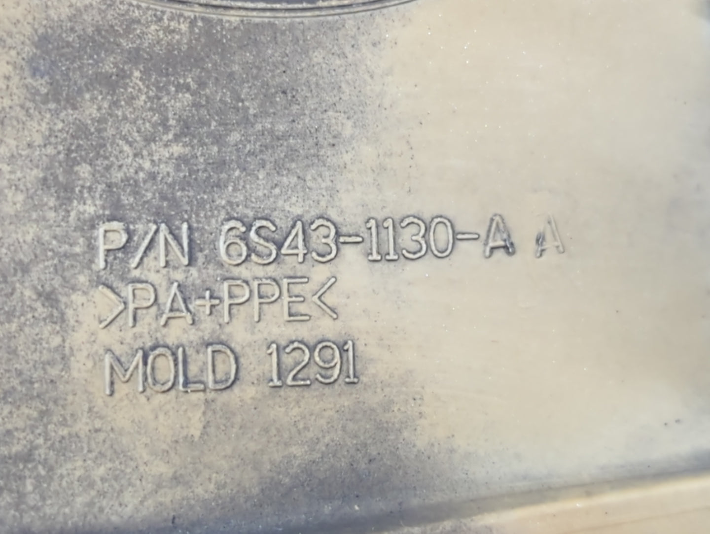 2009 Ford Focus All OEM Wheel Hub Cap - Oemusedautoparts1.com