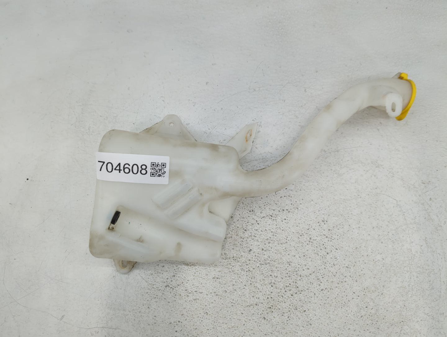 2008-2011 Ford Focus Windshield Washer Fluid Reservoir Bottle 704608 - Oemusedautoparts1.com