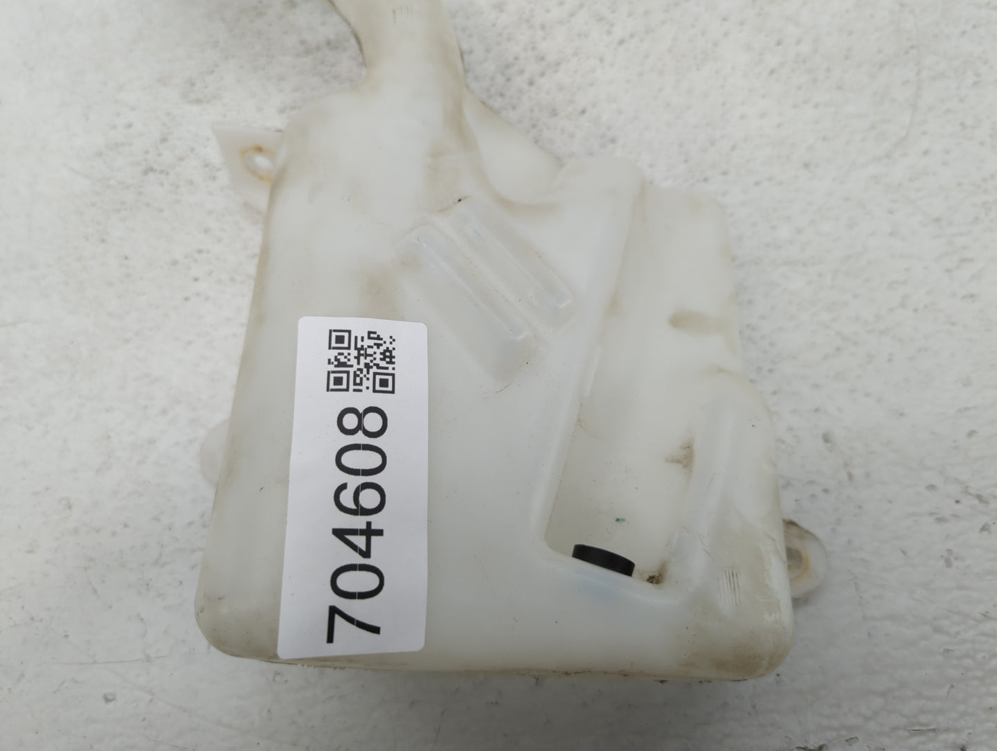 2008-2011 Ford Focus Windshield Washer Fluid Reservoir Bottle 704608 - Oemusedautoparts1.com