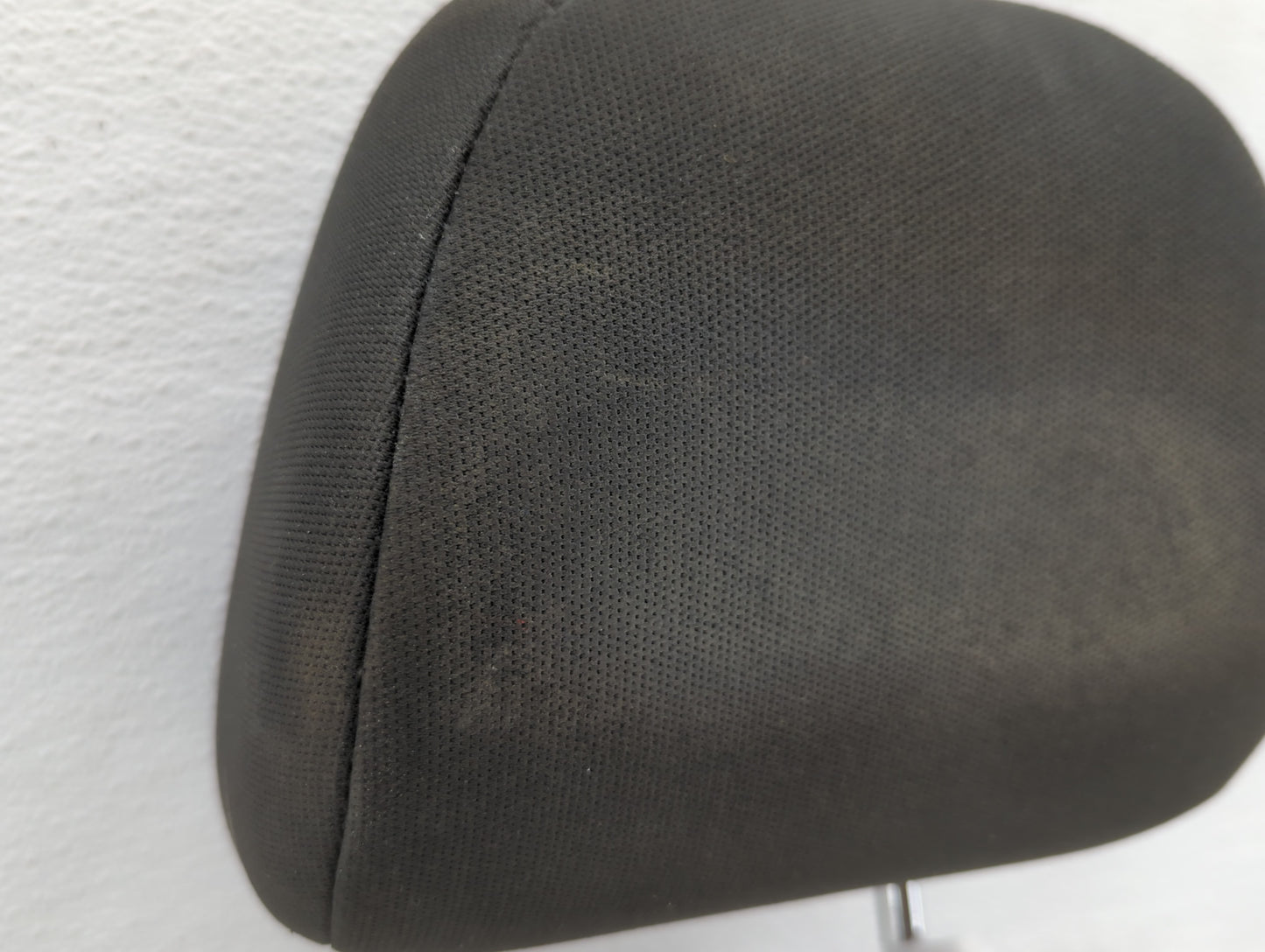 2008-2009 Ford Focus Headrest Head Rest Front Driver Passenger Seat Fits Fits 2008 2009 OEM Used Auto Parts - Oemusedautopar