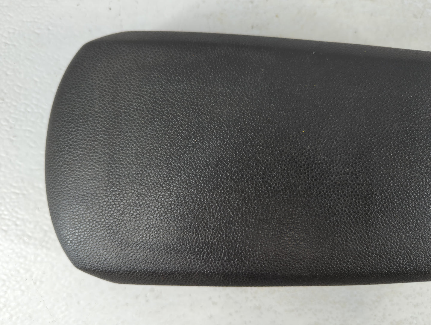 2008-2011 Ford Focus Center Console Armrest Cover Lid Fits Fits 2008 2009 2010 2011 OEM Used Auto Parts - Oemusedautoparts1.