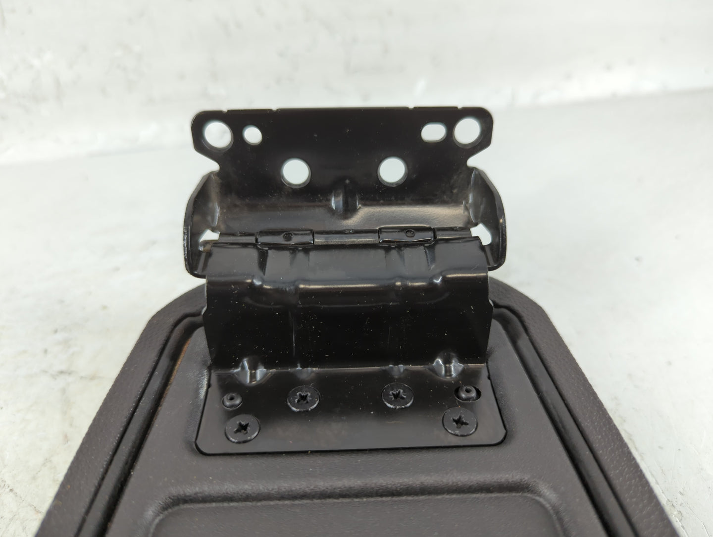 2008-2011 Ford Focus Center Console Armrest Cover Lid Fits Fits 2008 2009 2010 2011 OEM Used Auto Parts - Oemusedautoparts1.