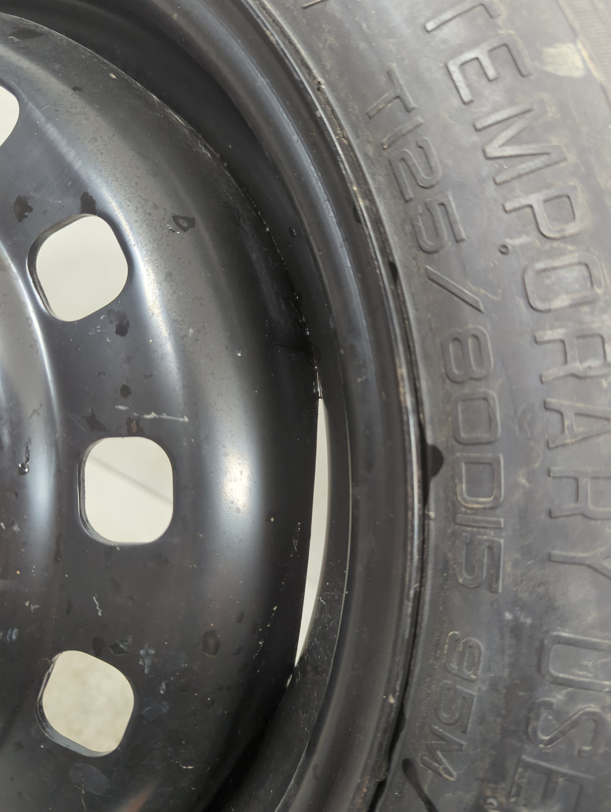2000-2011 Ford Focus Spare Donut Tire Wheel Rim Oem 842250 - Oemusedautoparts1.com
