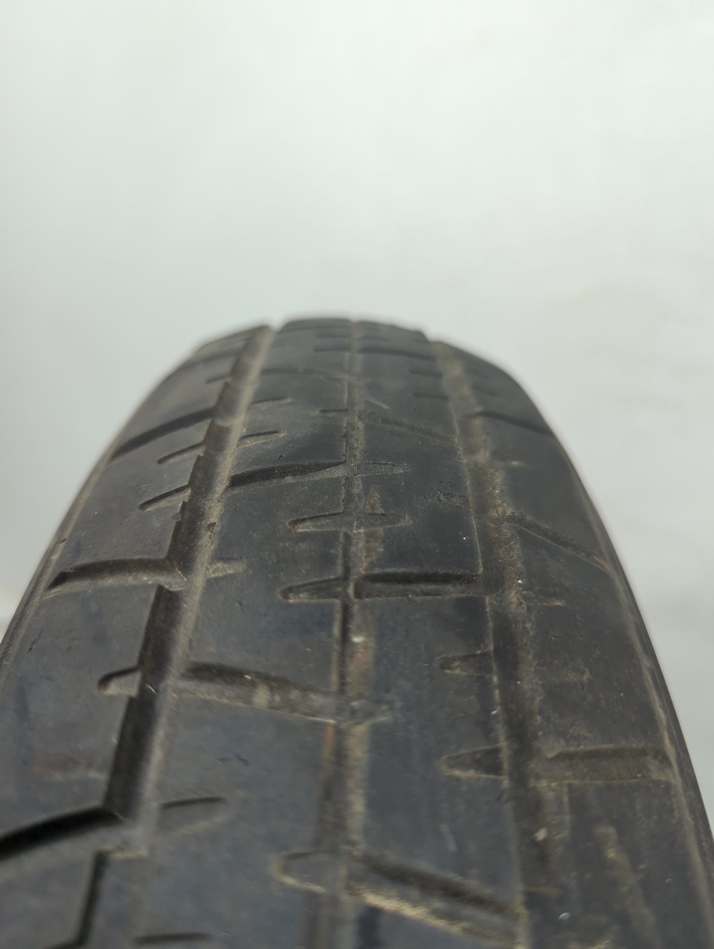2000-2011 Ford Focus Spare Donut Tire Wheel Rim Oem 842250 - Oemusedautoparts1.com