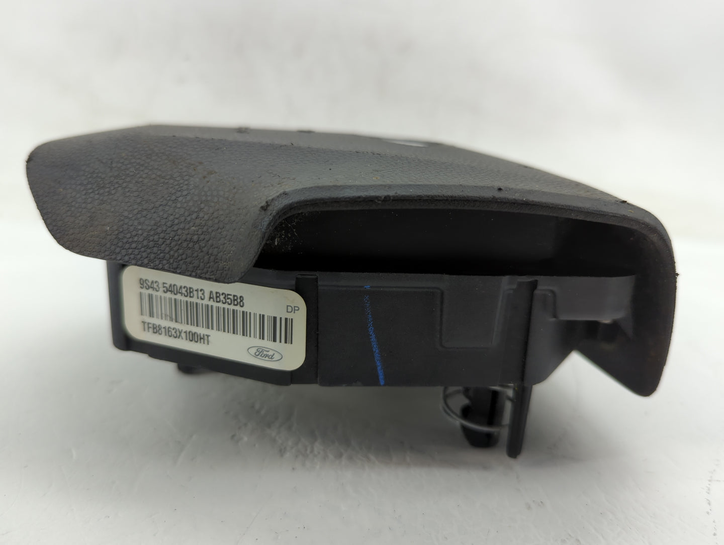 2008-2011 Ford Focus Air Bag Driver Left Steering Wheel Mounted - Oemusedautoparts1.com