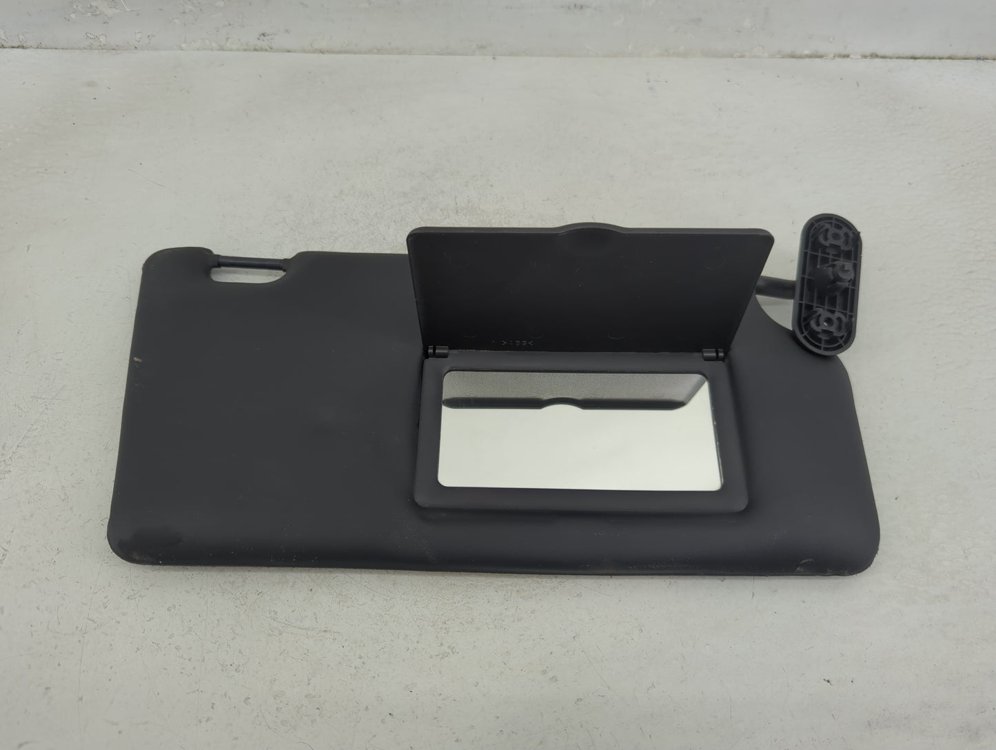 2008-2011 Ford Focus Sun Visor Shade Replacement Passenger Right Mirror Fits Fits 2008 2009 2010 2011 OEM Used Auto Parts - 