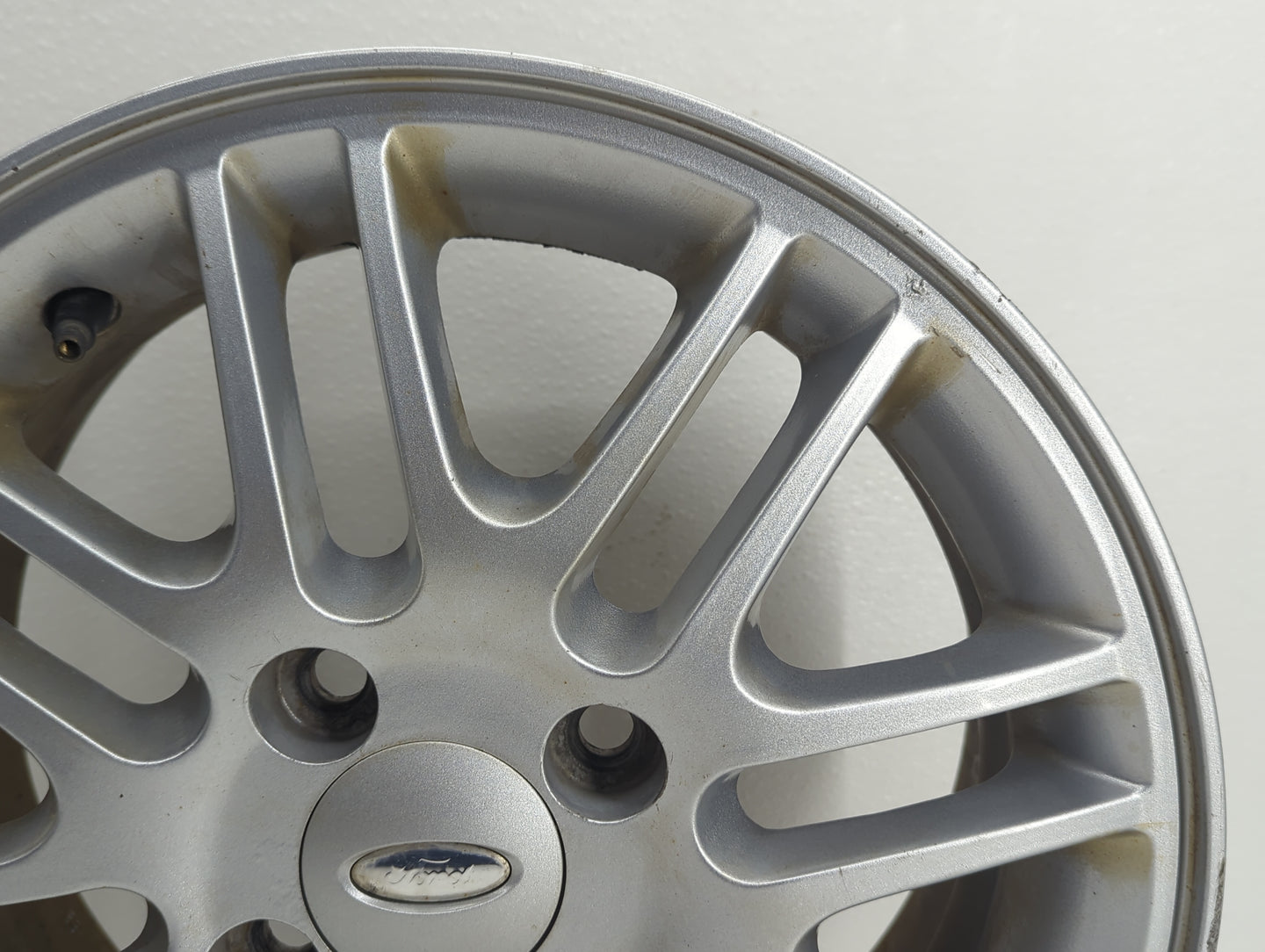 2000-2009 Ford Focus Oem Wheel Rim - Oemusedautoparts1.com