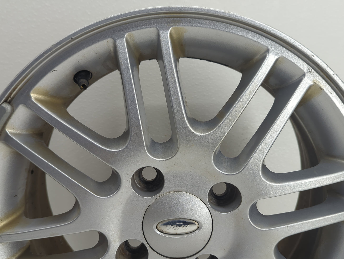 2000-2009 Ford Focus Oem Wheel Rim - Oemusedautoparts1.com