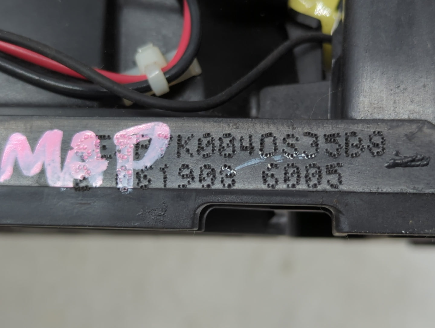 2009 Ford Fusion Floor Console Assembly Shifter - Oemusedautoparts1.com