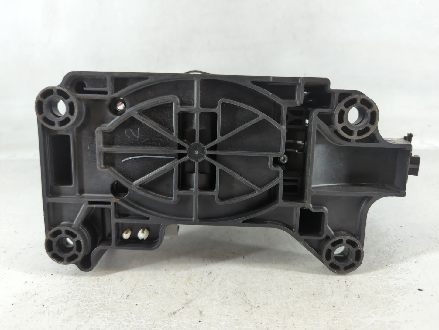 2009 Ford Fusion Floor Console Assembly Shifter - Oemusedautoparts1.com