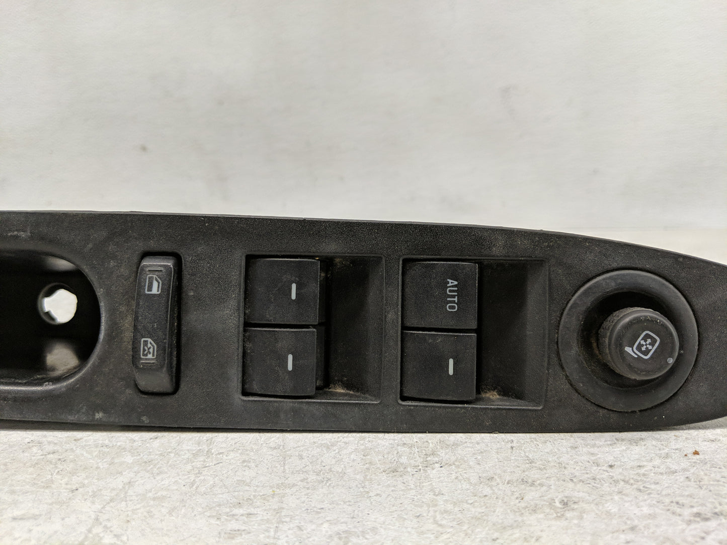 2008-2009 Ford Fusion Master Power Window Switch Replacement Driver Side Left Fits Fits 2008 2009 2010 2011 OEM Used Auto Pa