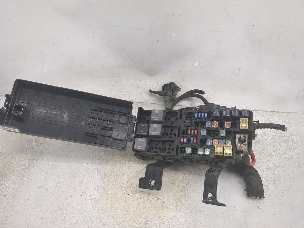 2006-2009 Ford Fusion Fusebox Fuse Box Panel Relay Module Fits Fits 2006 2007 2008 2009 OEM Used Auto Parts - Oemusedautopar