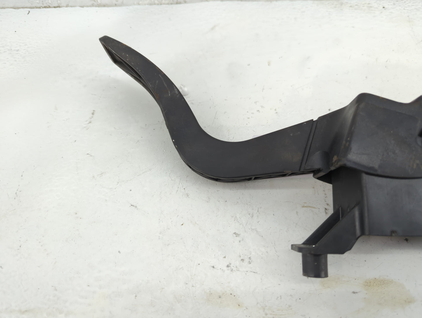 2009 Ford Fusion Trottle Accelerator Gas Pedal - Oemusedautoparts1.com