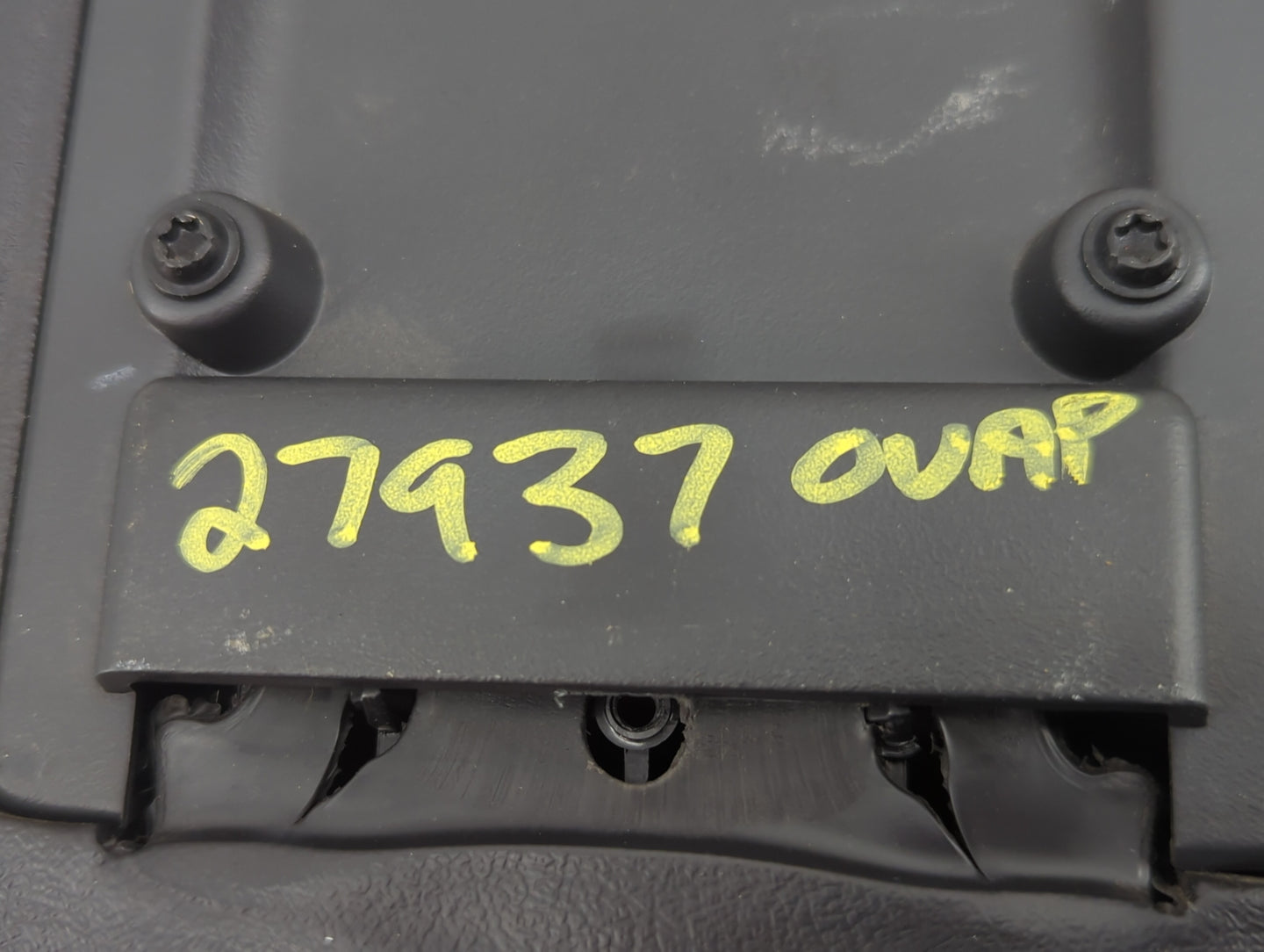 2009 Ford Fusion Center Console Armrest Cover Lid Fits OEM Used Auto Parts - Oemusedautoparts1.com