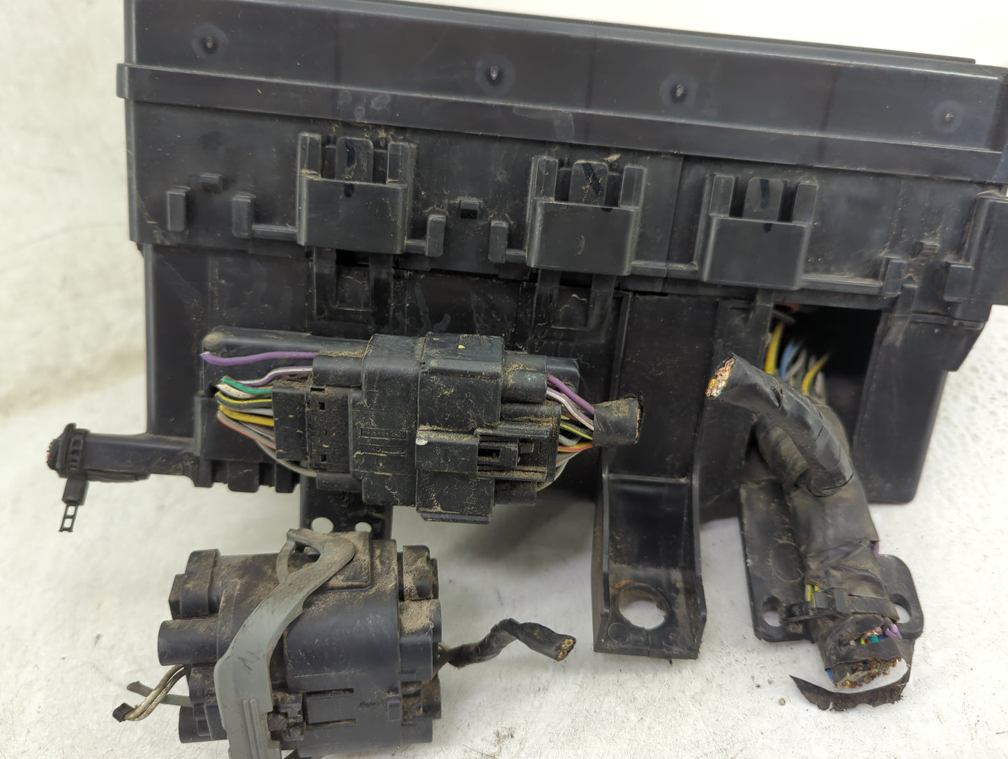 2006-2009 Ford Fusion Fusebox Fuse Box Panel Relay Module P/N:54-7146-30 Fits Fits 2006 2007 2008 2009 OEM Used Auto Parts -