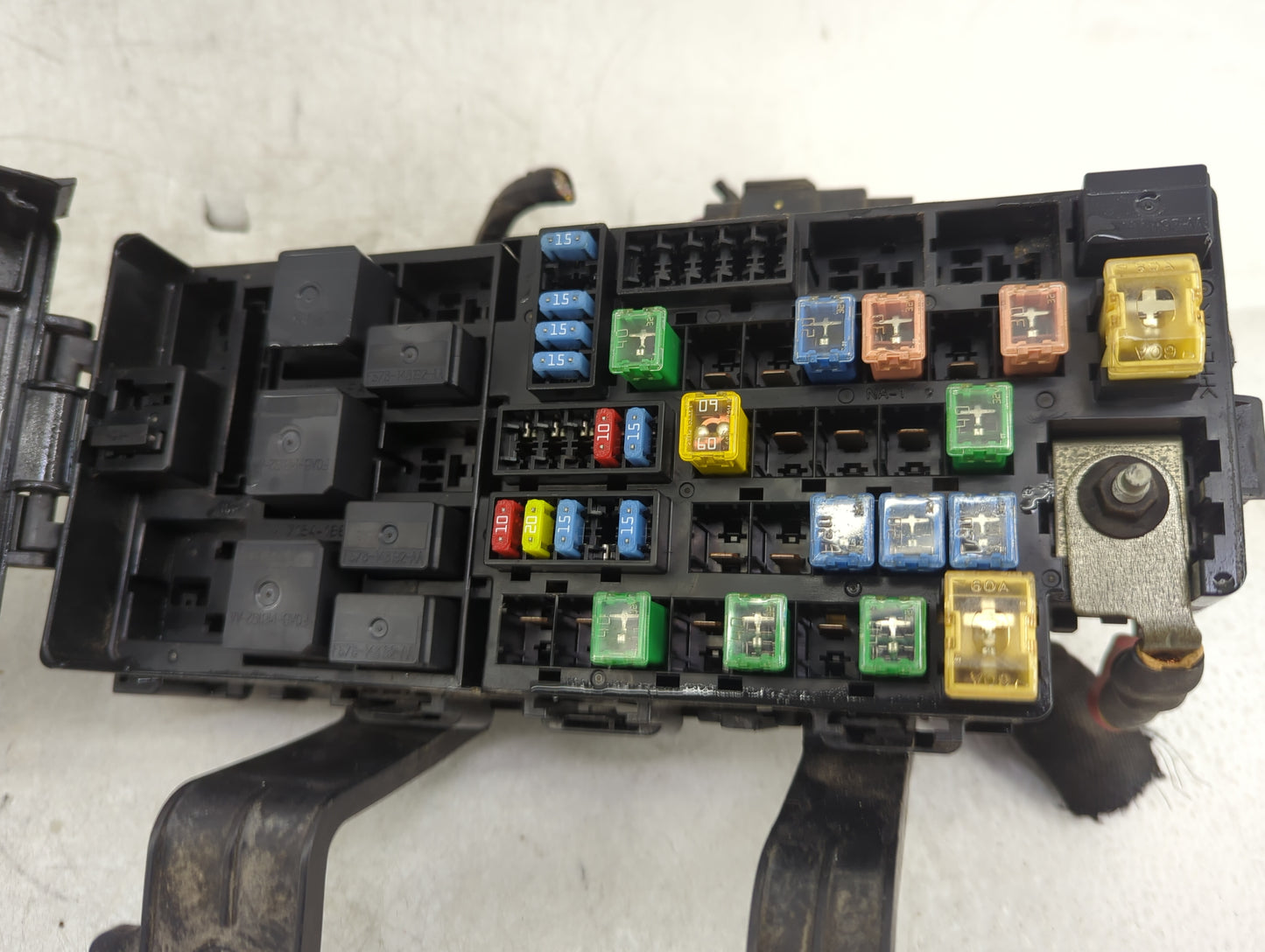 2006-2009 Ford Fusion Fusebox Fuse Box Panel Relay Module P/N:54-7146-30 Fits Fits 2006 2007 2008 2009 OEM Used Auto Parts -