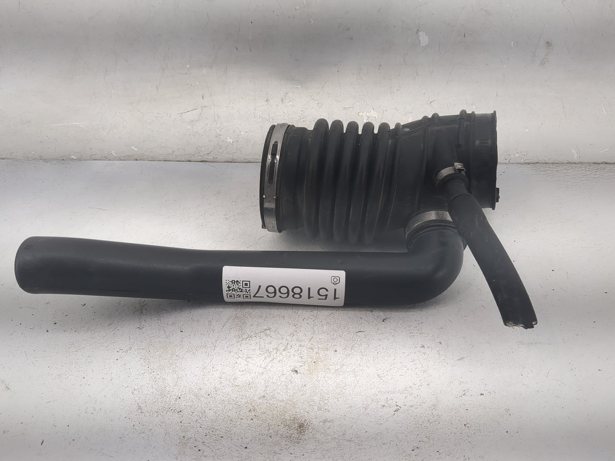 2009 Ford Fusion Air Cleaner Intake Duct Hose Tube 1518667 - Oemusedautoparts1.com