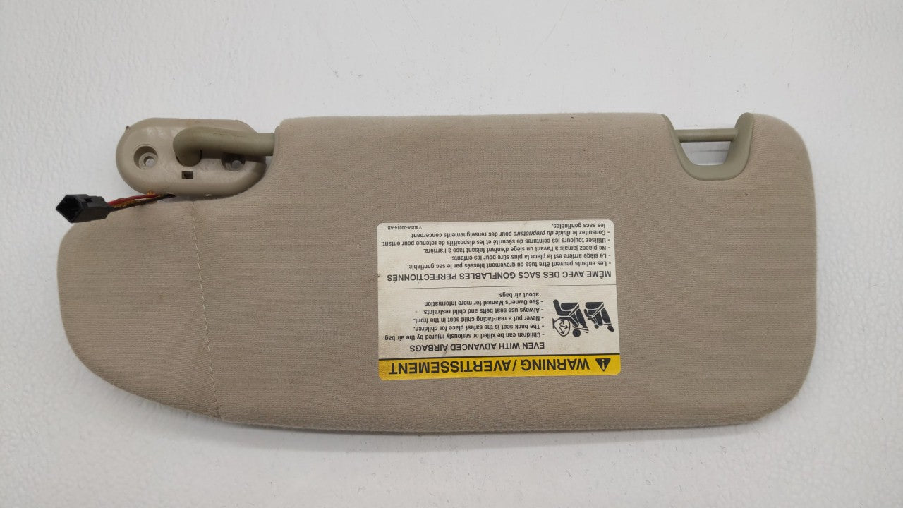 2006-2009 Ford Fusion Sun Visor Shade Replacement Passenger Right Mirror Fits Fits 2006 2007 2008 2009 OEM Used Auto Parts -