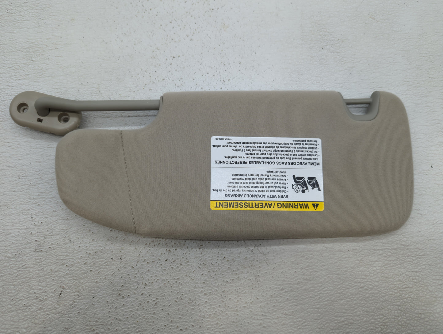 2006-2009 Ford Fusion Sun Visor Shade Replacement Passenger Right Mirror Fits Fits 2006 2007 2008 2009 OEM Used Auto Parts -