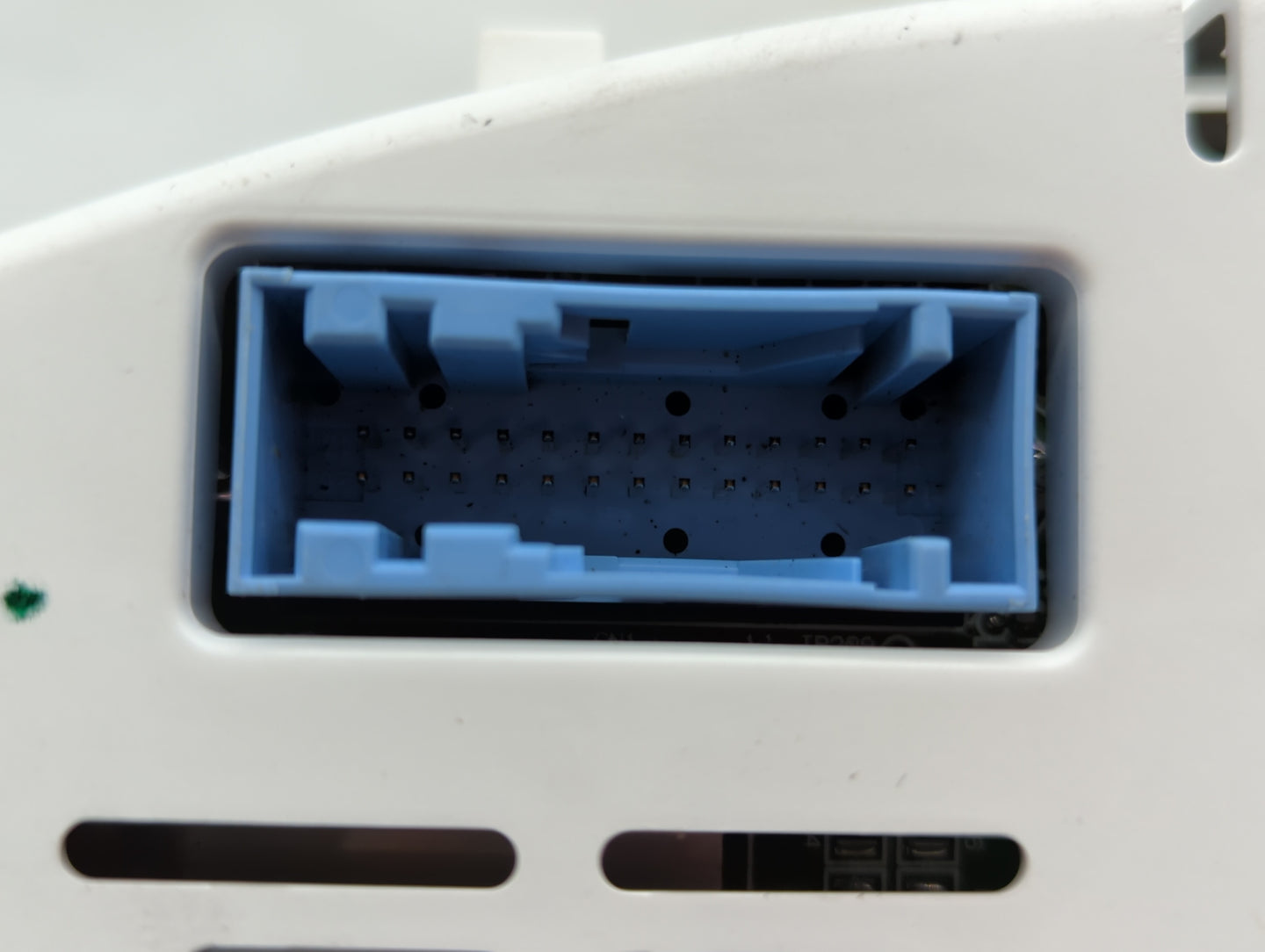 2009 Ford Fusion Instrument Cluster Speedometer Gauges P/N:9E51-10849-AA 9E51-10849-BA Fits OEM Used Auto Parts - Oemusedaut