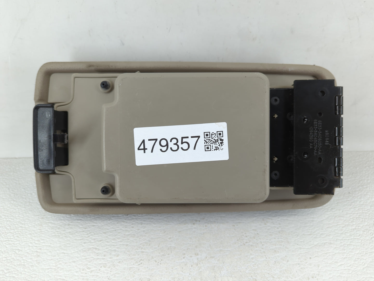 2008-2009 Ford Fusion Center Console Armrest Cover Lid - Oemusedautoparts1.com