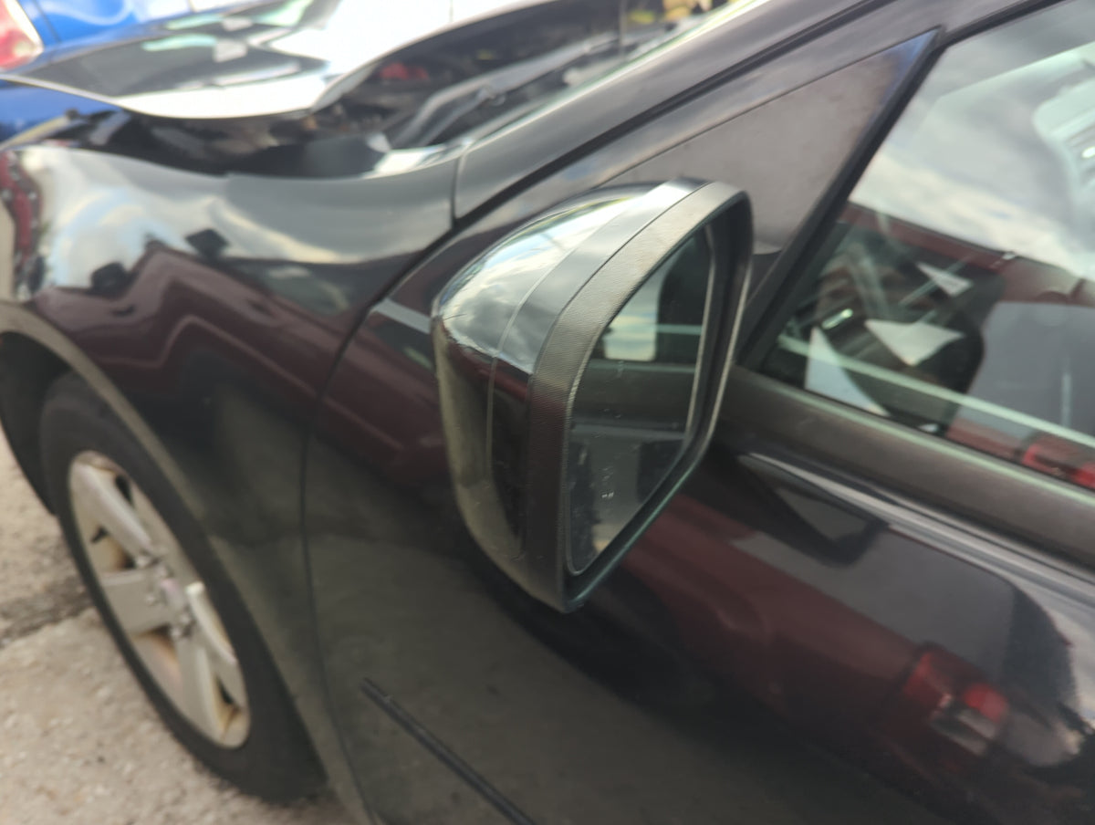 2006-2010 Ford Fusion Driver Side View Mirror - Left Door Mirror OEM Used - Oemusedautoparts1.com