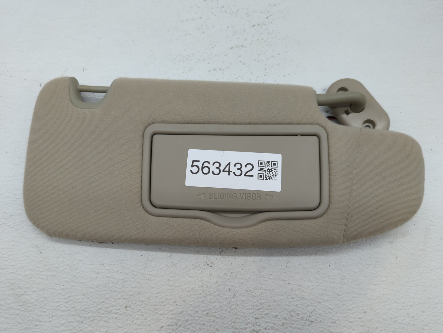 2006-2009 Ford Fusion Sun Visor Shade Replacement Passenger Right Mirror Fits Fits 2006 2007 2008 2009 OEM Used Auto Parts -