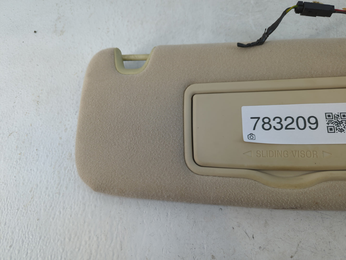 2006-2009 Ford Fusion Sun Visor Shade Replacement Passenger Right Mirror Fits Fits 2006 2007 2008 2009 OEM Used Auto Parts -