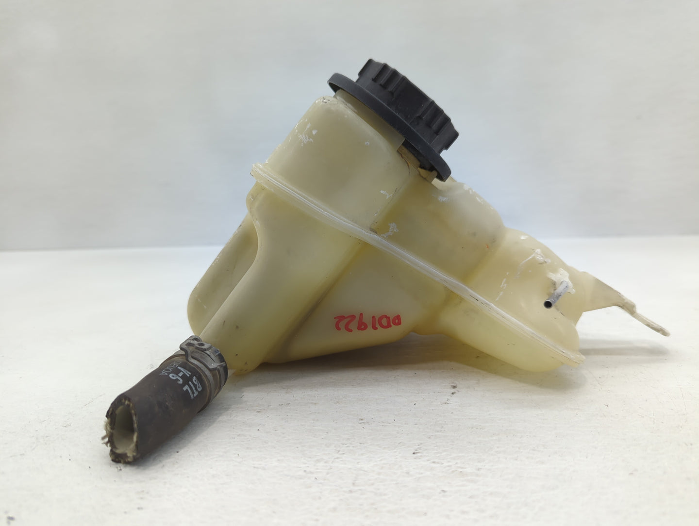 2006-2009 Ford Fusion Radiator Coolant Overflow Expansion Tank Bottle - Oemusedautoparts1.com