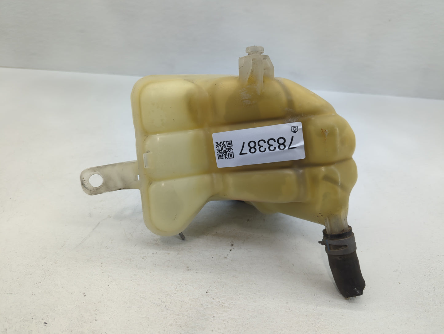 2006-2009 Ford Fusion Radiator Coolant Overflow Expansion Tank Bottle - Oemusedautoparts1.com