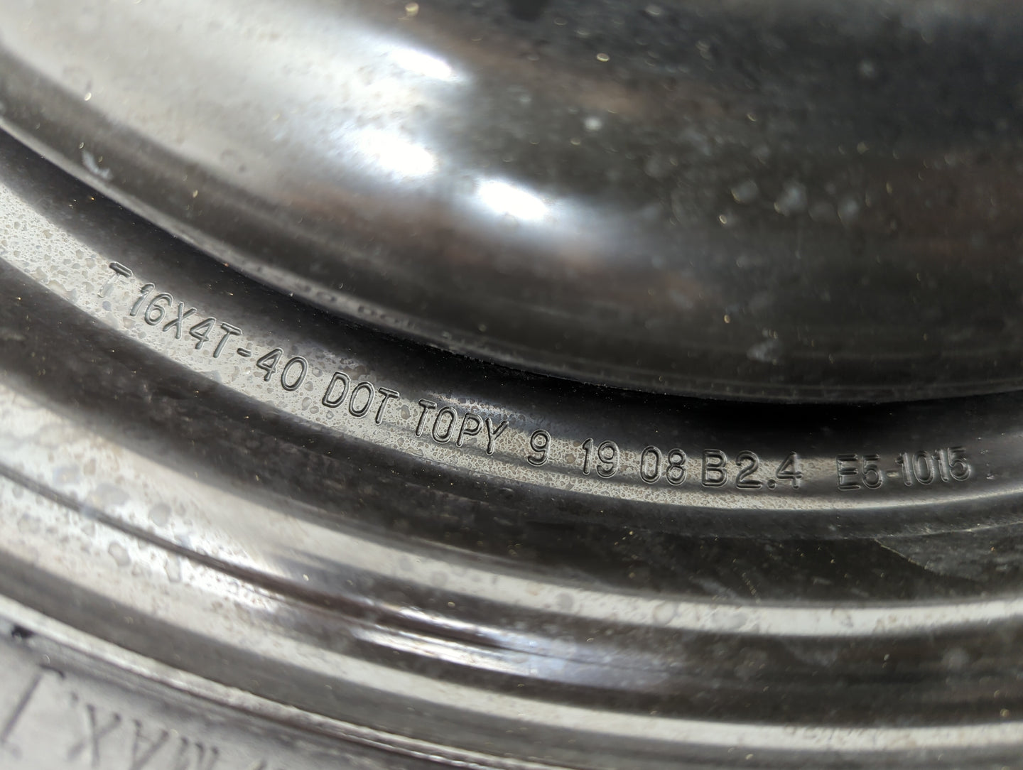 2006-2012 Ford Fusion Spare Donut Tire Wheel Rim Oem 848103 - Oemusedautoparts1.com