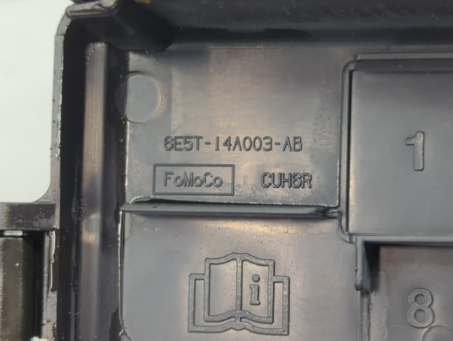 2006-2009 Ford Fusion Fusebox Fuse Box Panel Relay Module Fits Fits 2006 2007 2008 2009 OEM Used Auto Parts - Oemusedautopar