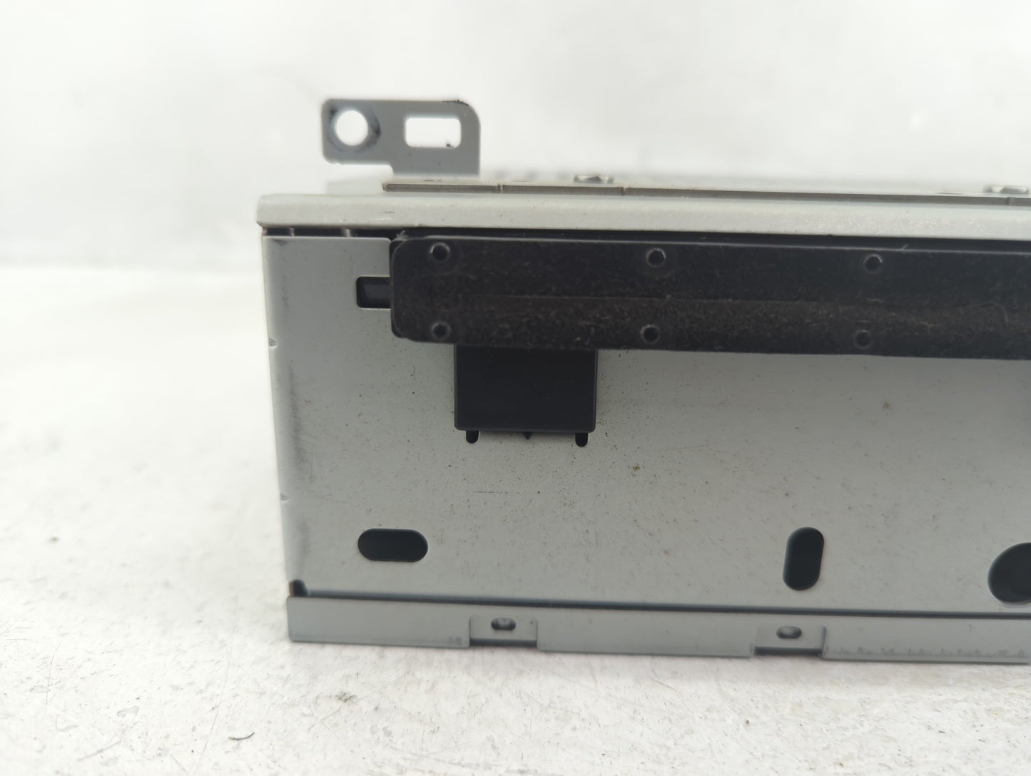 2008-2009 Ford Fusion Radio AM FM Cd Player Receiver Replacement Fits Fits 2008 2009 2010 OEM Used Auto Parts - Oemusedautop