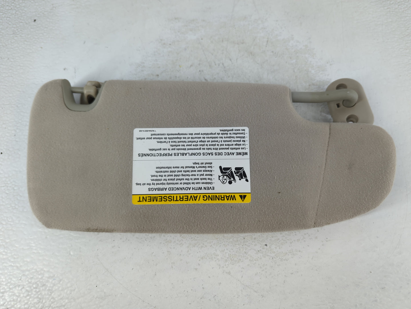 2006-2009 Ford Fusion Sun Visor Shade Replacement Passenger Right Mirror Fits Fits 2006 2007 2008 2009 OEM Used Auto Parts -