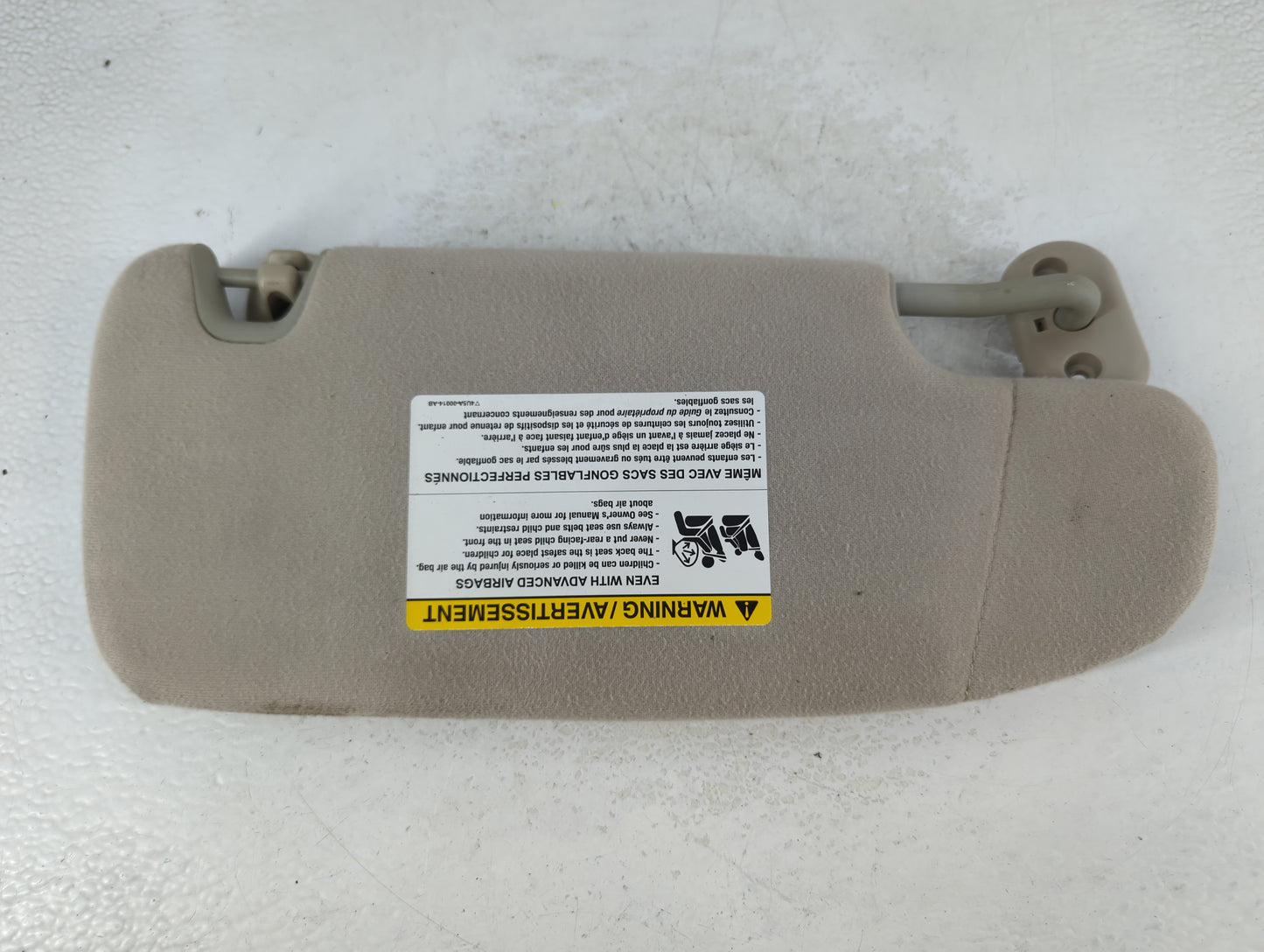 2006-2009 Ford Fusion Sun Visor Shade Replacement Passenger Right Mirror Fits Fits 2006 2007 2008 2009 OEM Used Auto Parts -