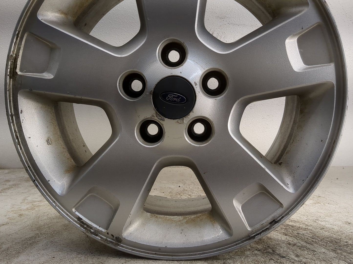 Ford Maverick Oem Wheel Rim - Oemusedautoparts1.com