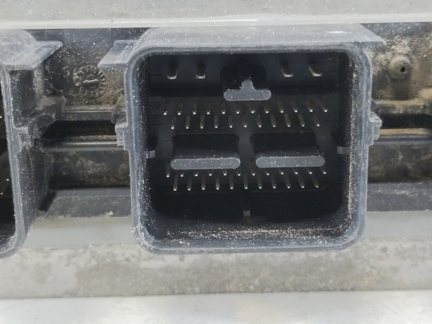 2009 Ford Mustang PCM Engine Control Computer ECU ECM PCU OEM P/N:9R3A-12A650-FB Fits OEM Used Auto Parts - Oemusedautoparts