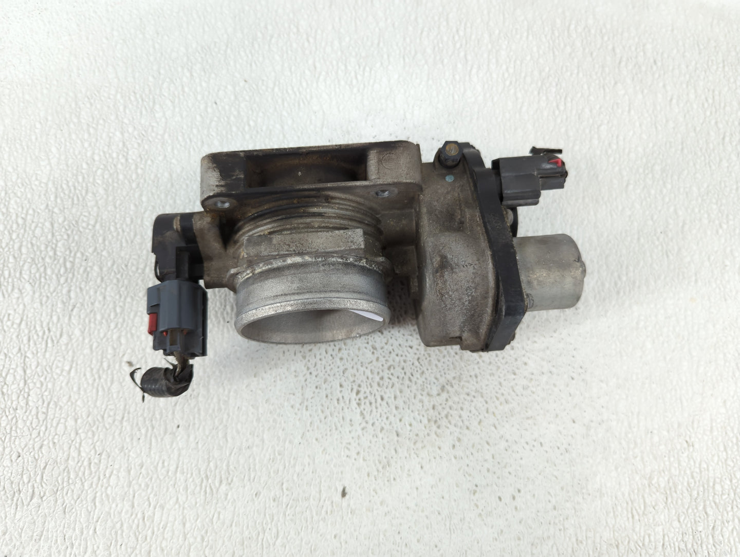 2006-2010 Ford Mustang Throttle Body P/N:9W7E-AA Fits Fits 2004 2005 2006 2007 2008 2009 2010 2011 2012 2013 2014 2015 2016 