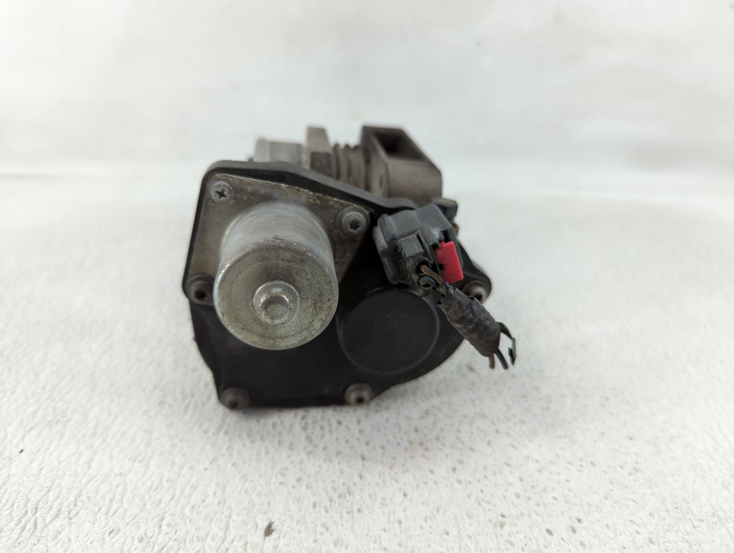 2006-2010 Ford Mustang Throttle Body P/N:9W7E-AA Fits Fits 2004 2005 2006 2007 2008 2009 2010 2011 2012 2013 2014 2015 2016 