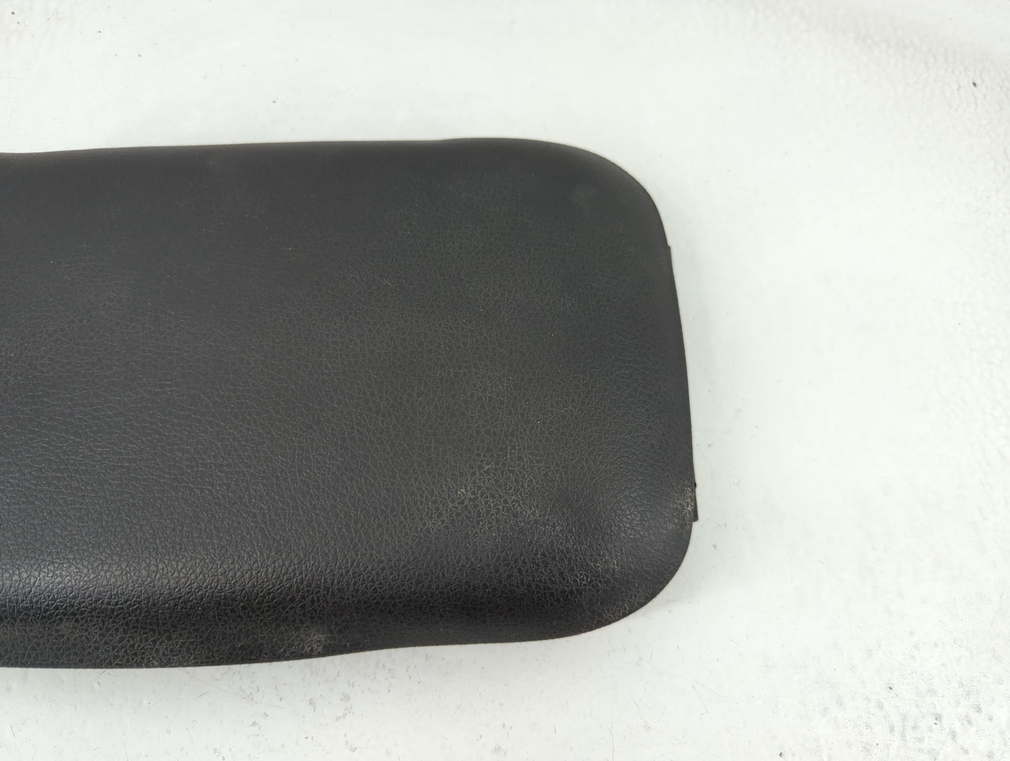 2008-2009 Ford Mustang Center Console Armrest Cover Lid Fits Fits 2008 2009 OEM Used Auto Parts - Oemusedautoparts1.com