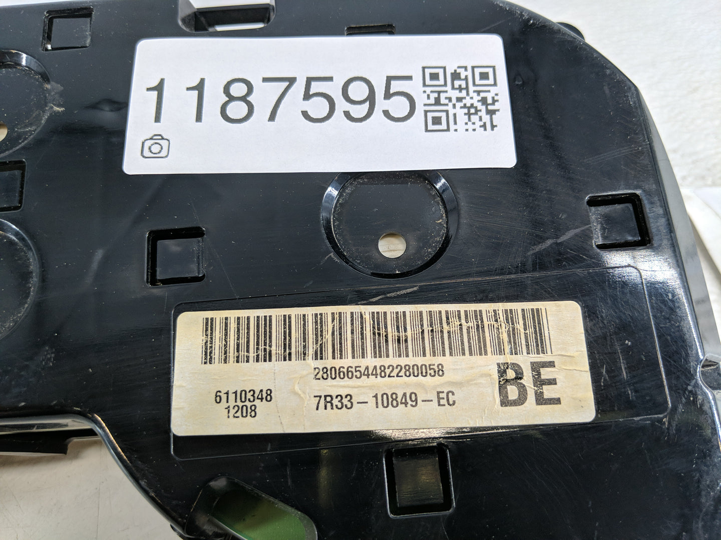 2007-2009 Ford Mustang Instrument Cluster Speedometer Gauges P/N:7R33-10849-EC Fits Fits 2007 2008 2009 OEM Used Auto Parts 