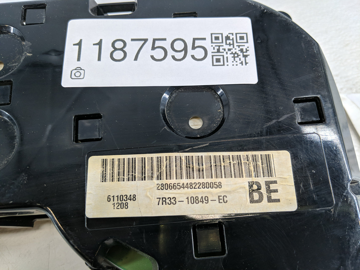 2007-2009 Ford Mustang Instrument Cluster Speedometer Gauges P/N:7R33-10849-EC Fits Fits 2007 2008 2009 OEM Used Auto Parts 