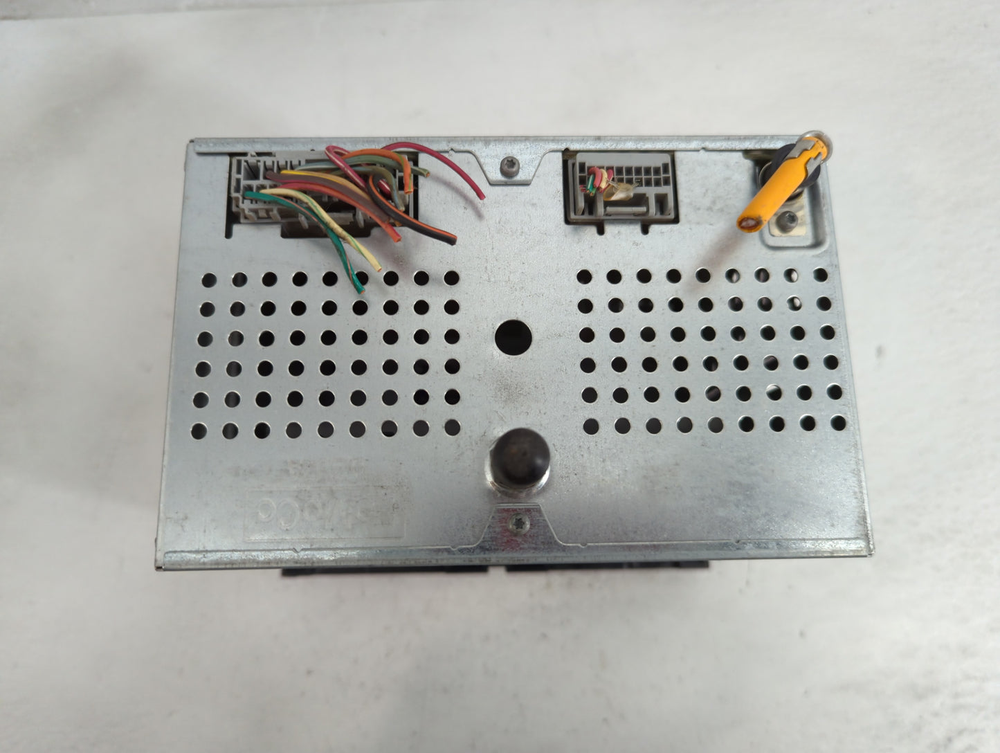 2008-2009 Ford Mustang Radio AM FM Cd Player Receiver Replacement P/N:8R3T-18C869-AG Fits Fits 2008 2009 OEM Used Auto Parts