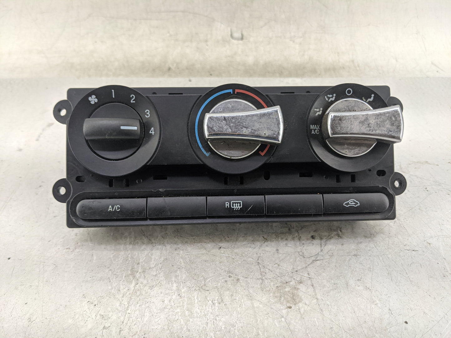 2005-2009 Ford Mustang Climate Control Module Temperature AC/Heater Replacement P/N:19980-DZU7A Fits Fits 2005 2006 2007 200