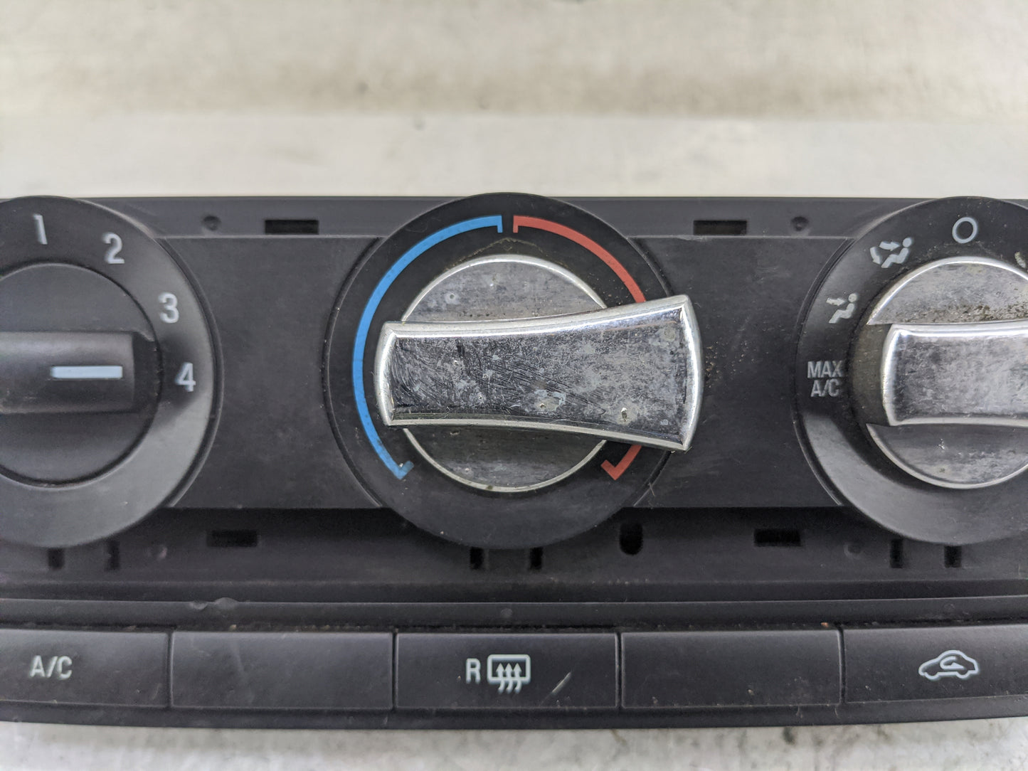 2005-2009 Ford Mustang Climate Control Module Temperature AC/Heater Replacement P/N:19980-DZU7A Fits Fits 2005 2006 2007 200