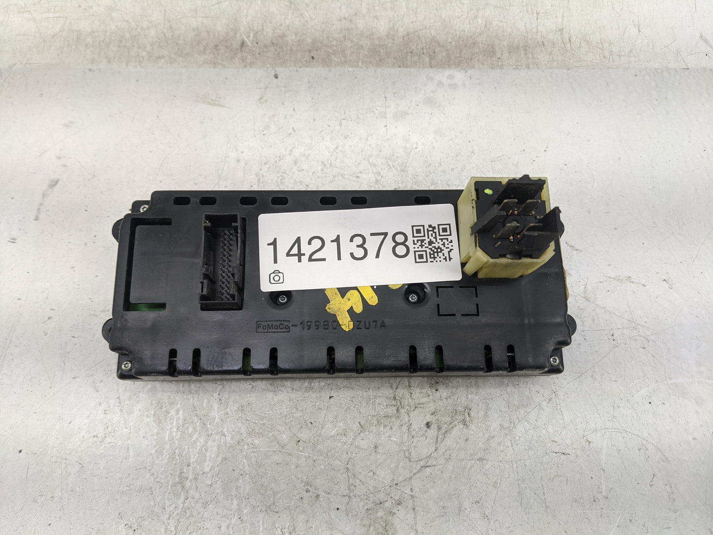 2005-2009 Ford Mustang Climate Control Module Temperature AC/Heater Replacement P/N:19980-DZU7A Fits Fits 2005 2006 2007 200