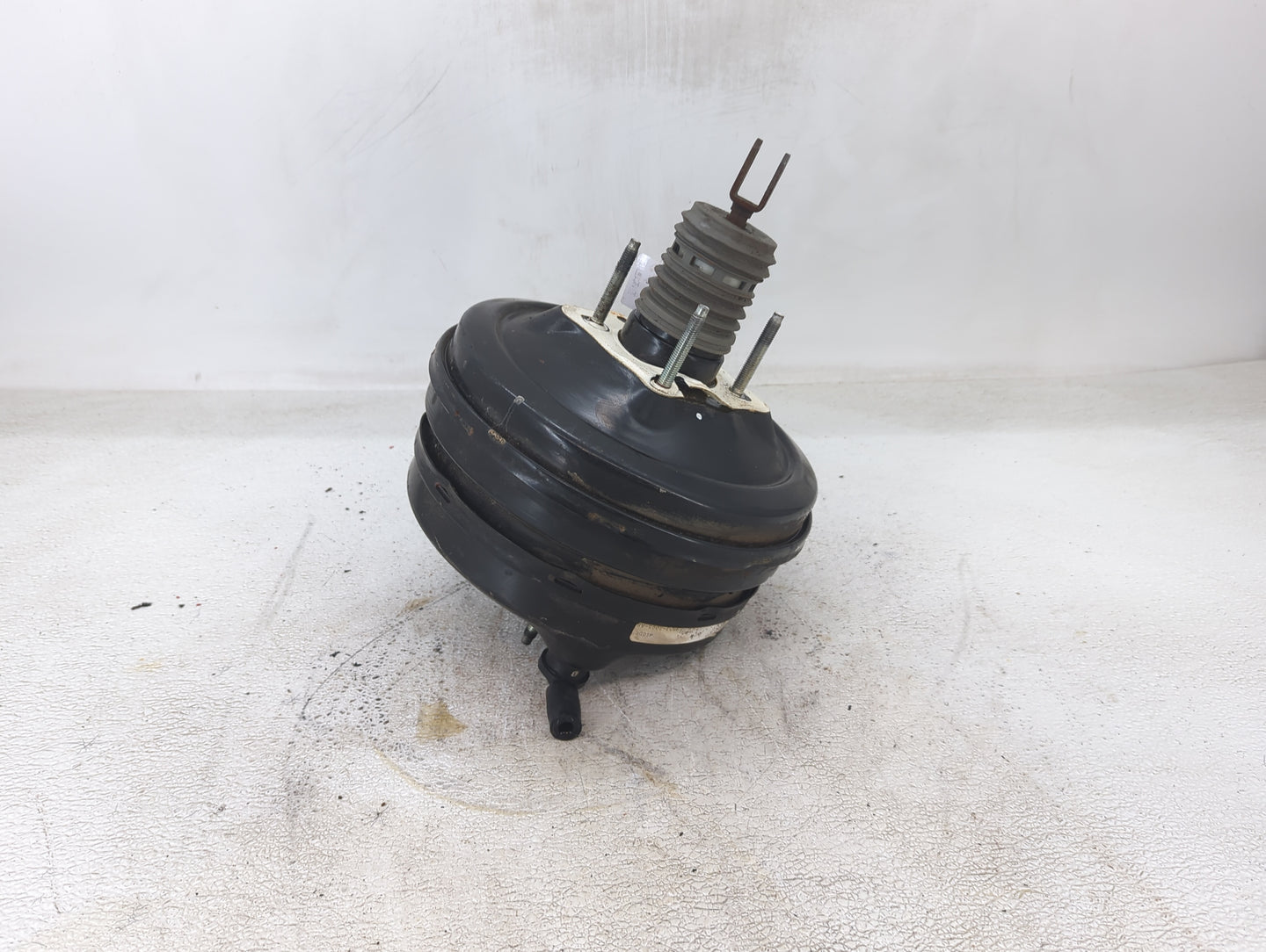 2009-2014 Ford Mustang Power Brake Booster Oem - Oemusedautoparts1.com